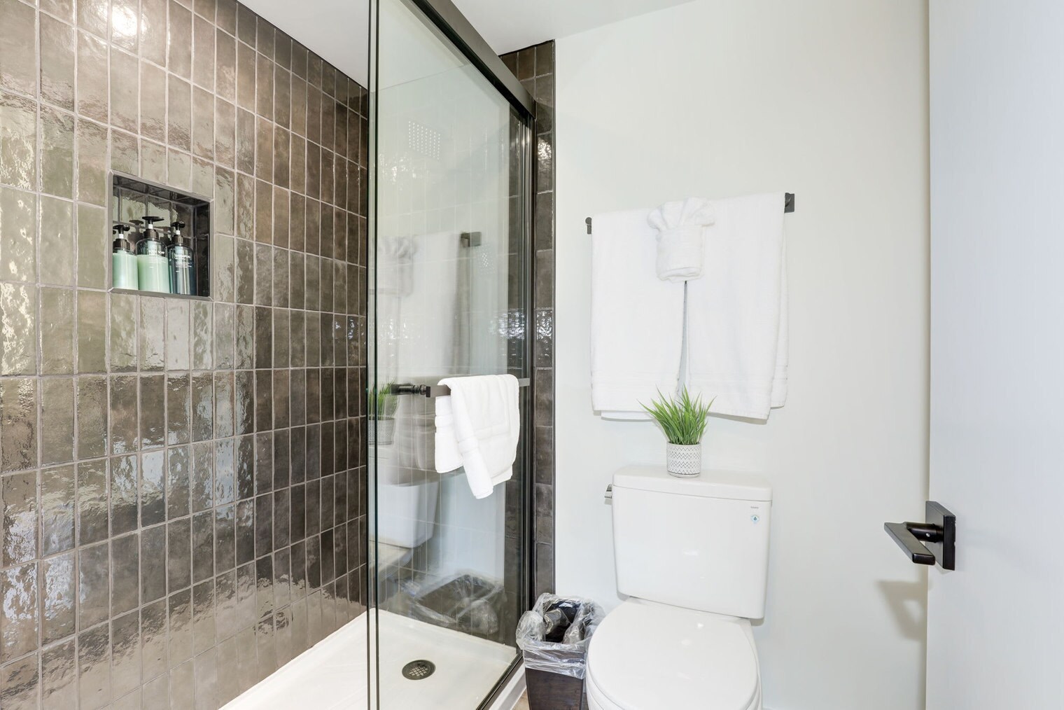 Building Photo - 1550 Clarendon Blvd