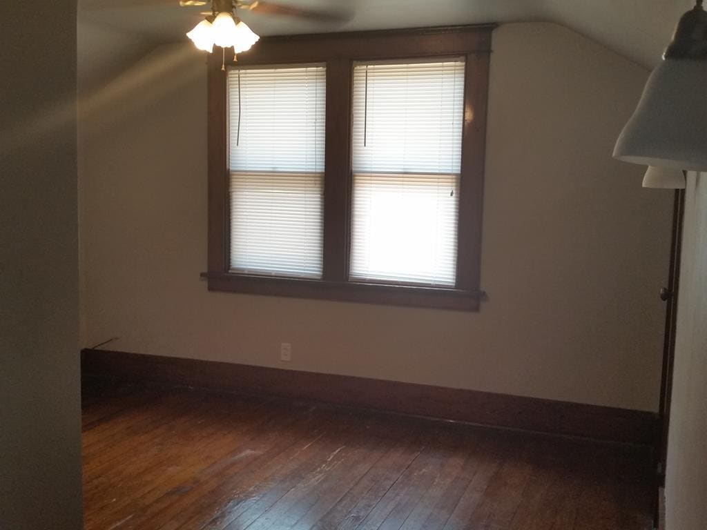 Building Photo - 412 E. Washington St.