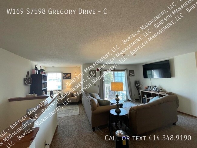 Building Photo - W169S7598-S7598 Gregory Dr