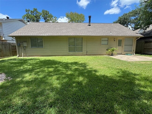 Building Photo - 14707 Cypress Meadow Dr