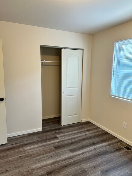 All three bedrooms have large closets - 9109 W Winona Rd