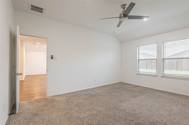 Building Photo - 5110 Hedgerose Ln