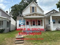 Building Photo - Three Bedroom House | Two Bathroom | Depos...