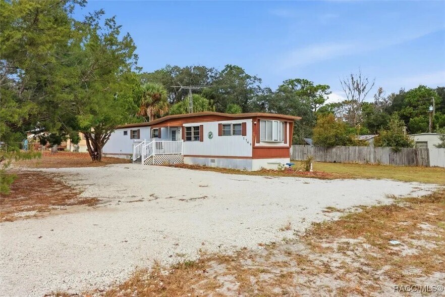 Building Photo - 7749 W Chassahowitzka St