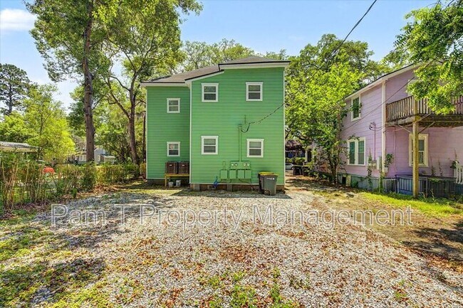 Building Photo - 638 E 37th St