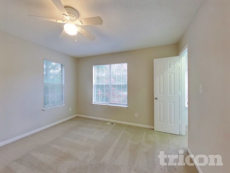 Building Photo - 7019 Hunter Gln Dr