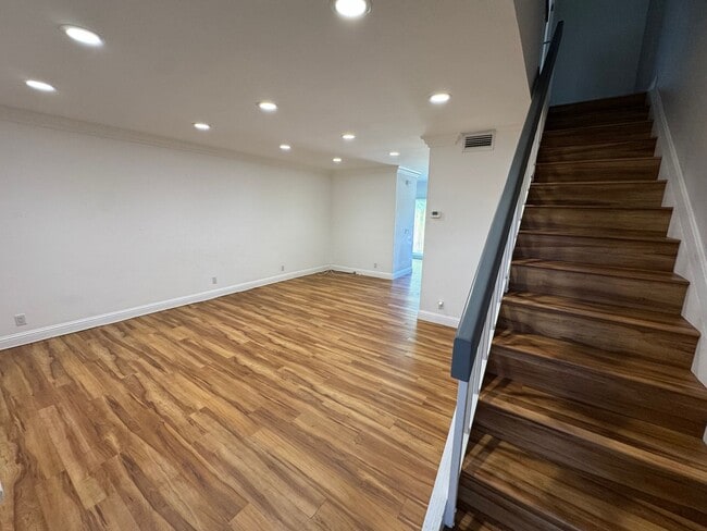 Building Photo - 10818 Rexbon Ct