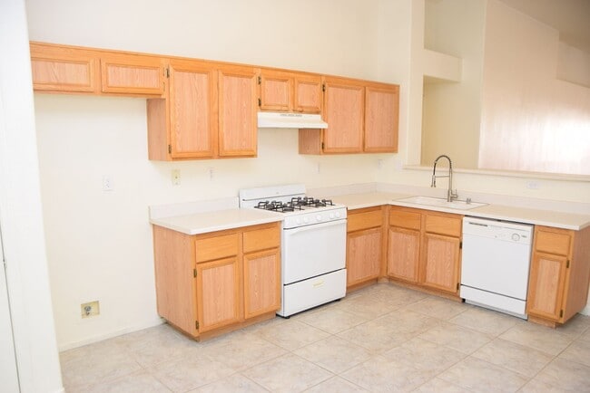 Building Photo - SUMMERLIN - 1 STORY HOME - 89144