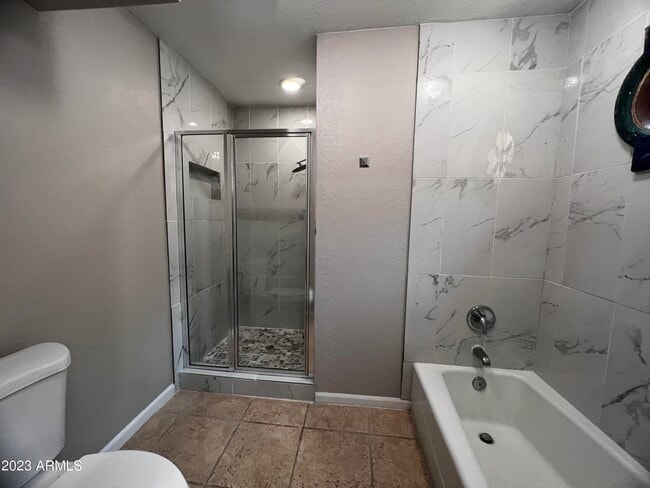 Building Photo - 7228 E Buena Terra Way