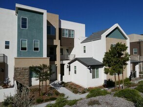 Building Photo - 27062 W Painted Sky Way