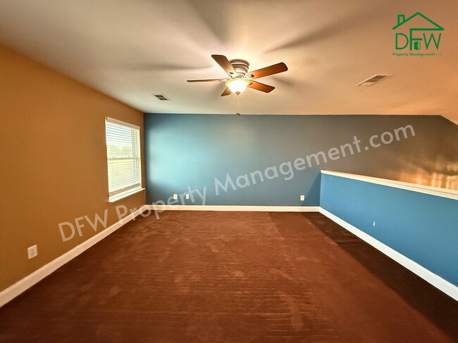 Building Photo - Beautiful 4 Bedroom 2.5 Bathroom Home for Lease in Grand Prairie, TX