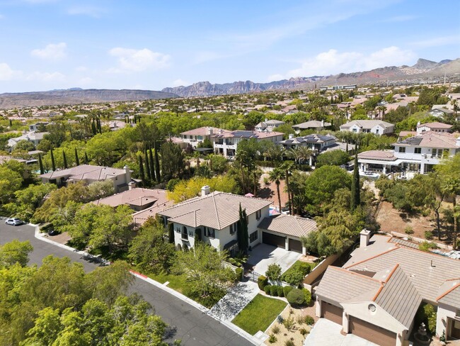 Building Photo - Private Gated Christopher Homes Estate in The Vineyards | Resort-Style Backyard & Strip Views