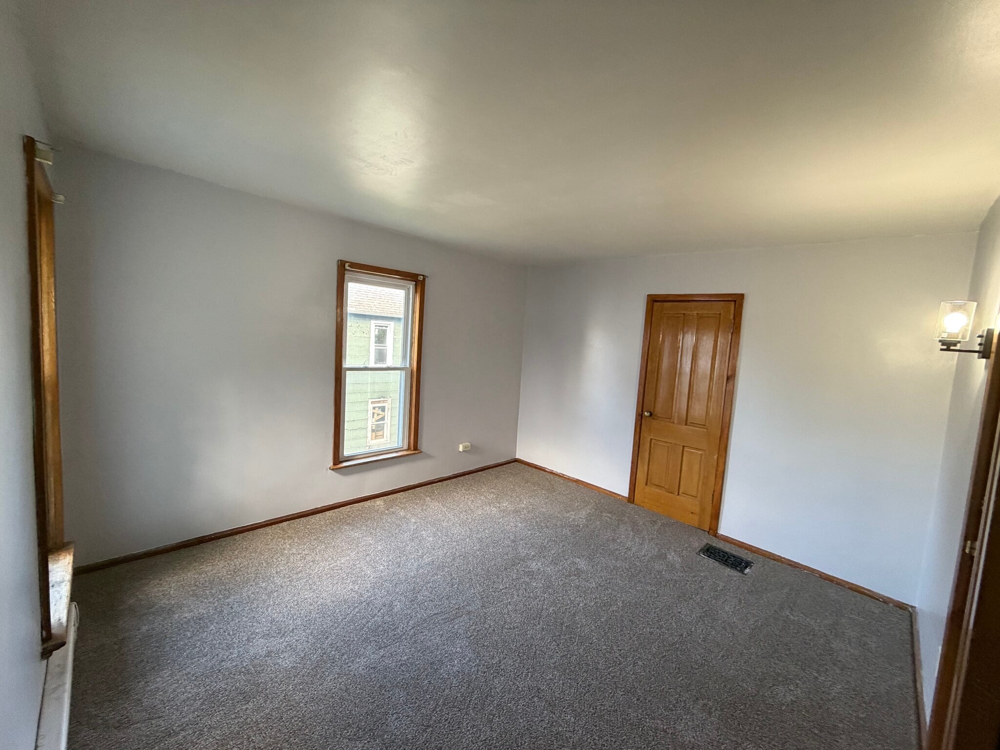 2nd Floor - Bedroom 2 - 519 Reed St