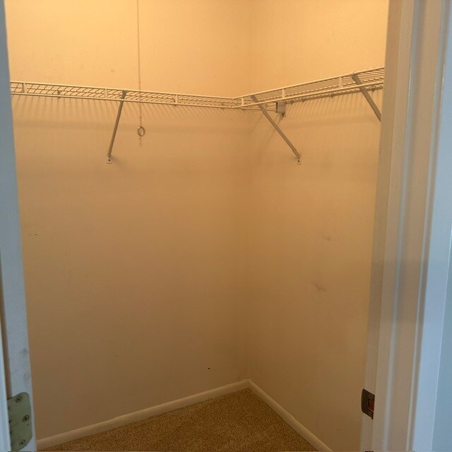 Building Photo - 545 Woodcrest Dr