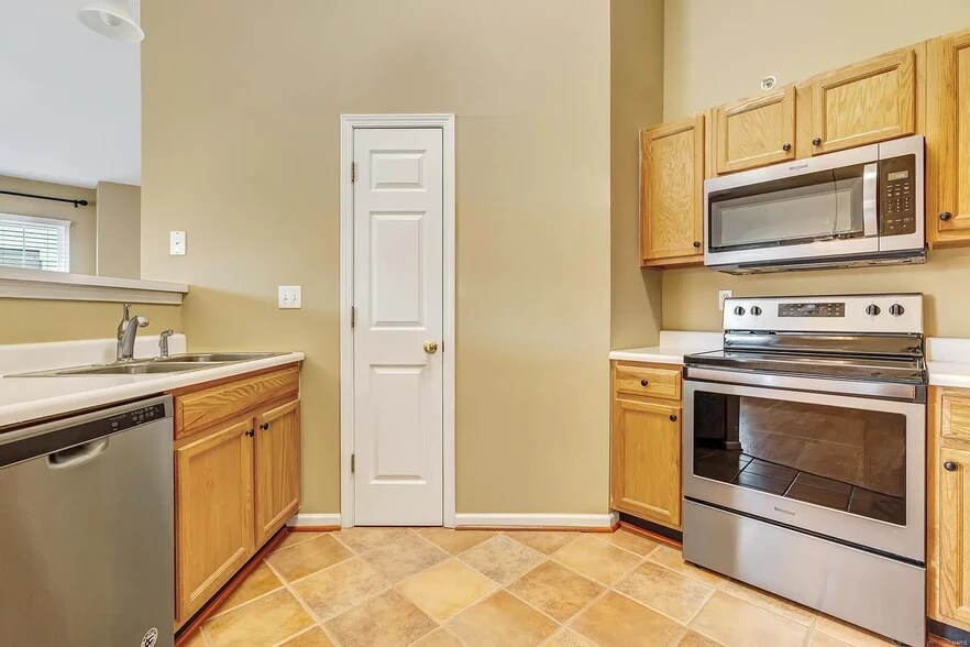 Building Photo - 115 Timber Creek Dr