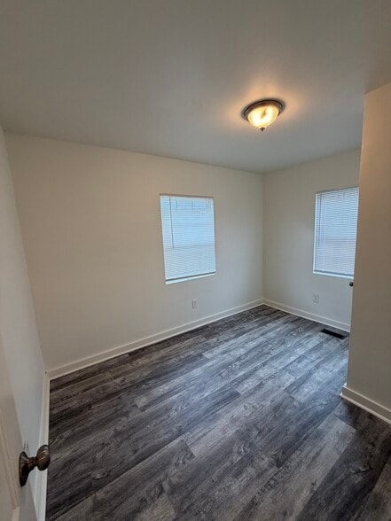 Building Photo - 1815 Ashton Ave