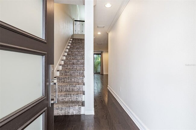 Building Photo - 222 S Audubon Ave