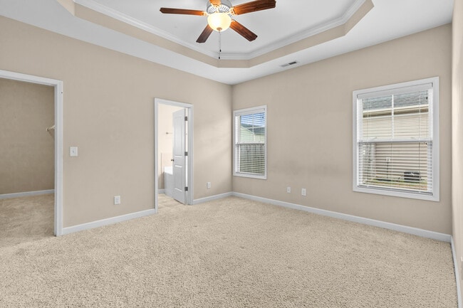 Building Photo - 518 New Hanover Trl