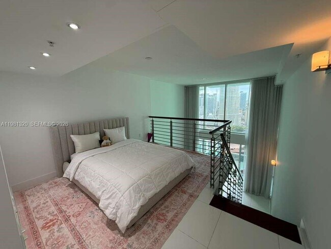 Building Photo - 41 SE 5th St