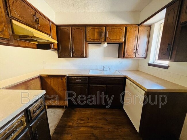 Building Photo - 2264 Donna Dr