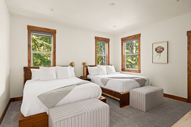 Building Photo - 89192 US-26