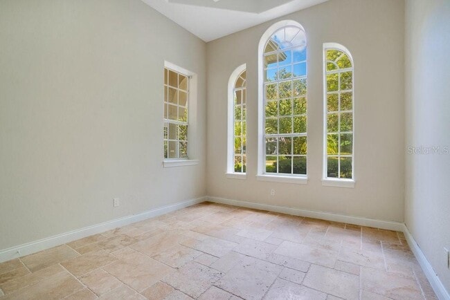 Building Photo - 8527 Summerville Pl