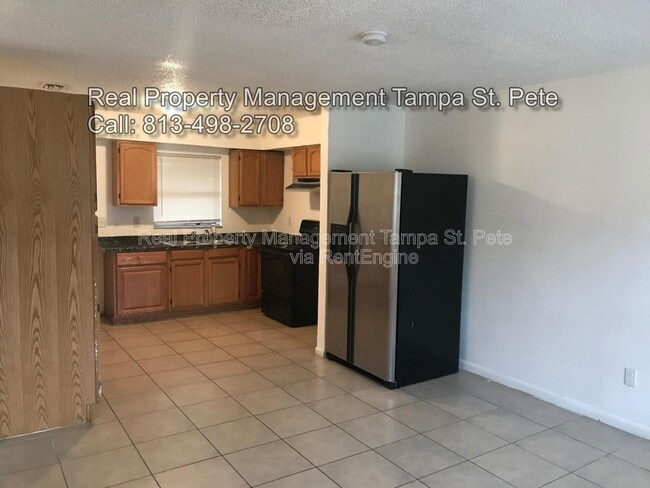 Building Photo - 8404 N Mulberry St