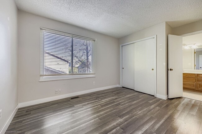 Building Photo - Beautiful 3-Bedroom Home with Open Floor P...