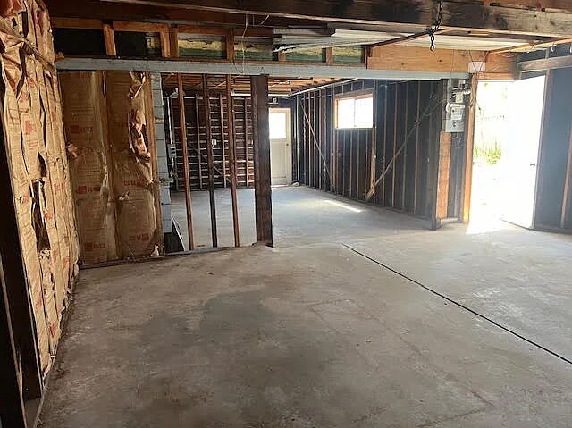 Building Photo - 121 Marnell Ave