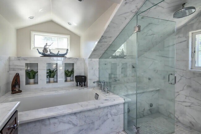 Building Photo - 3630 Gleneagles Dr