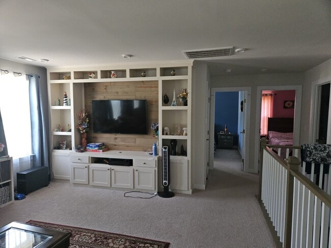 Building Photo - 10286 October Glory Wy