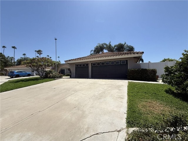 Building Photo - 2720 Lexington Pl