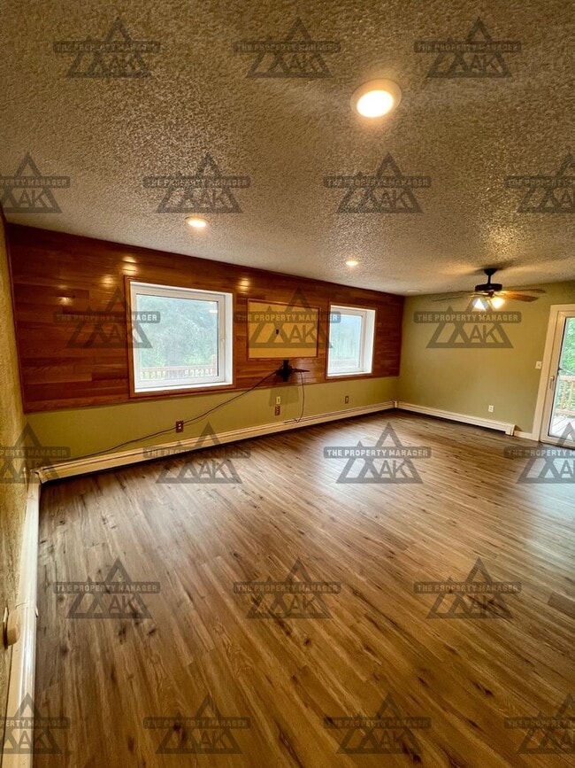 Building Photo - Home for rent in North Pole / 1-Car Garage / Pets on approval