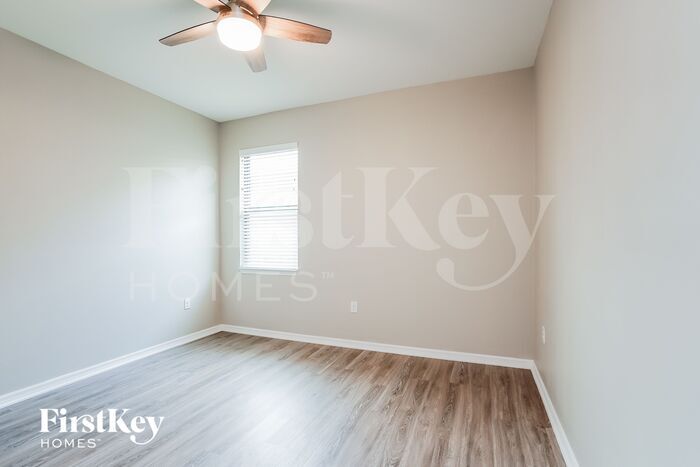 Building Photo - 16448 Palmetto St