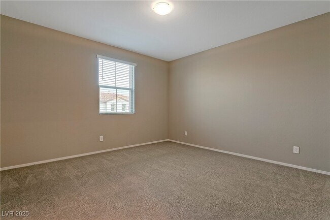 Building Photo - 41 Lomita Heights Dr