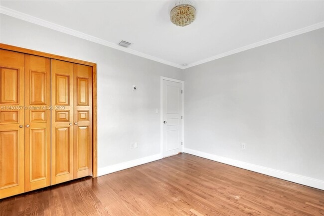 Building Photo - 2180 SW 24th St