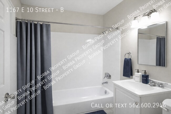 Building Photo - 1167 E 10th St