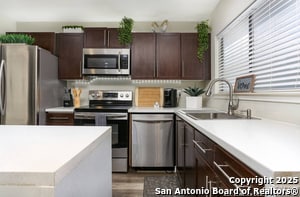 Building Photo - 647 River Village