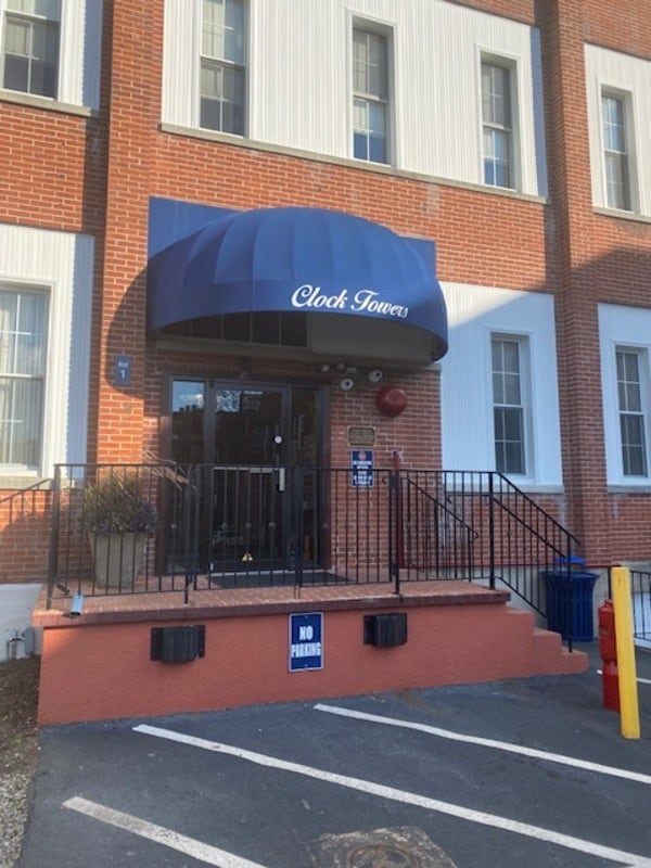 Building Photo - 917 Columbia Ave