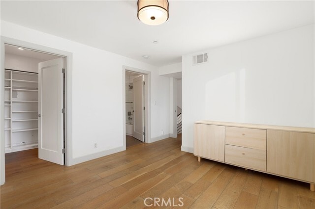 Building Photo - 2400 Glendale Ct