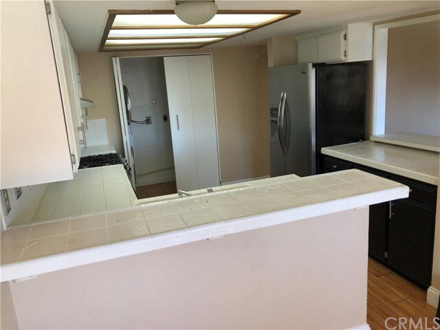 Building Photo - 7735 Newman Ave