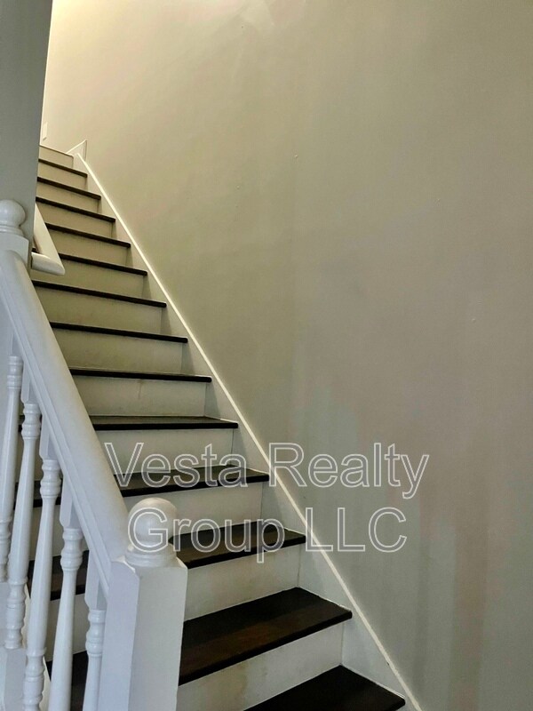 Building Photo - 146 Brenleigh Park Dr
