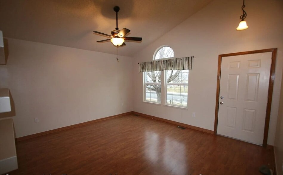 Building Photo - 3958 W 126th Ave