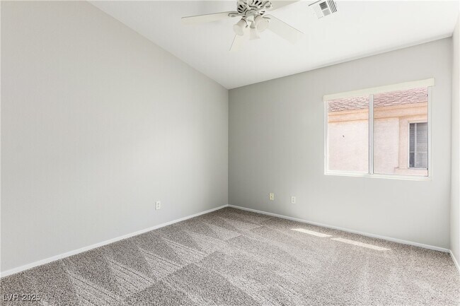 Building Photo - 6409 Stone Dry Ave