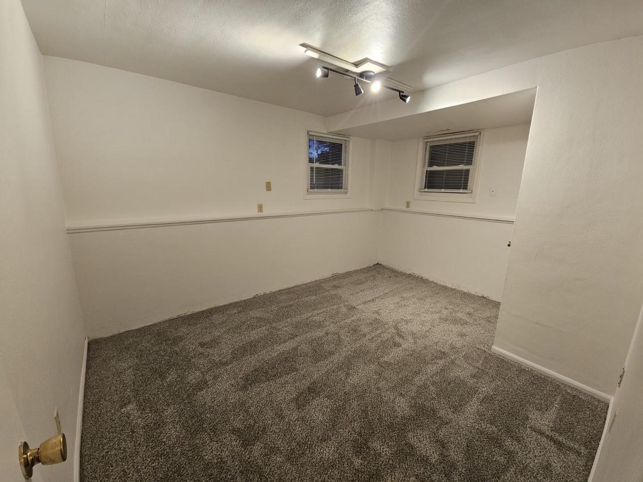 Building Photo - 7121 Century Ave