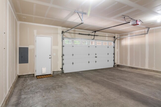 Building Photo - 7212 34th Ave NE