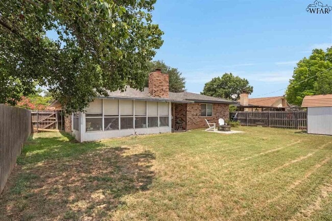 Building Photo - 5607 Briargrove Dr