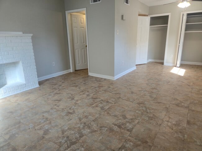 Building Photo - 3708-3714 Stefano Street