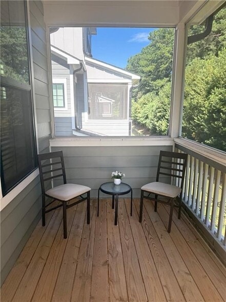 Building Photo - 1110 Harper Dr