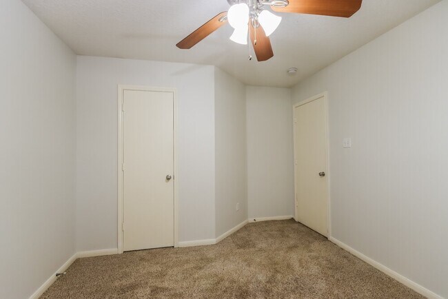 Building Photo - 4422 Cannongate Dr